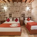 Dervish Cave House & Restaurant Γκόρεμε