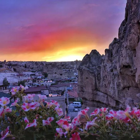 Dervish Cave House & Restaurant Γκόρεμε